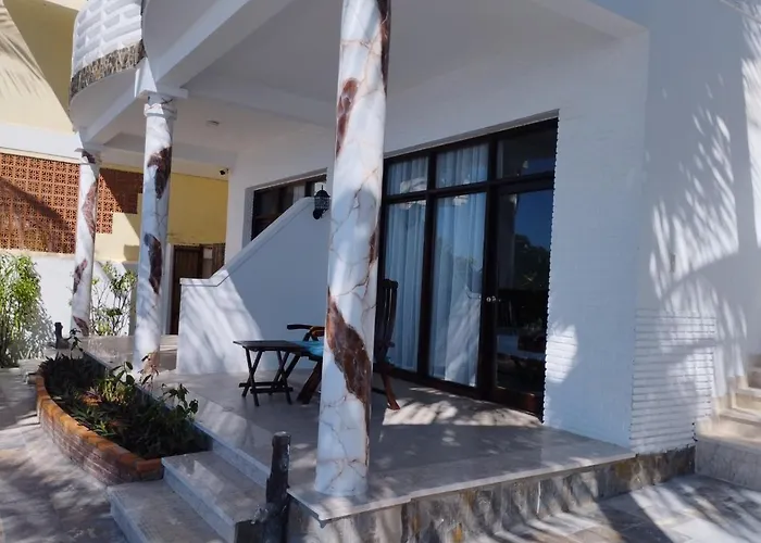 Ravenala Muine Khách sạn *