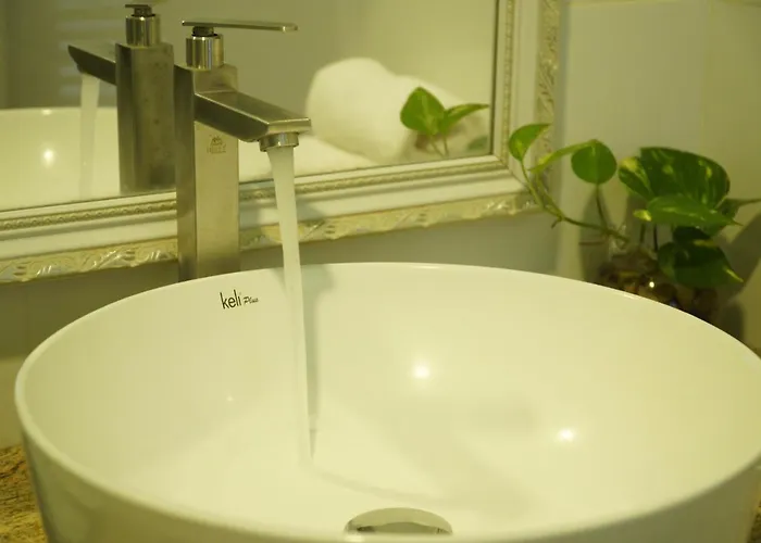 Khách sạn Ravenala Muine