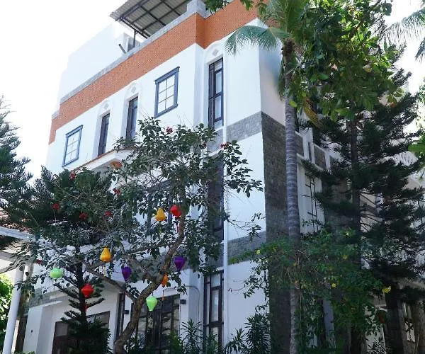Khách sạn Ravenala Muine *